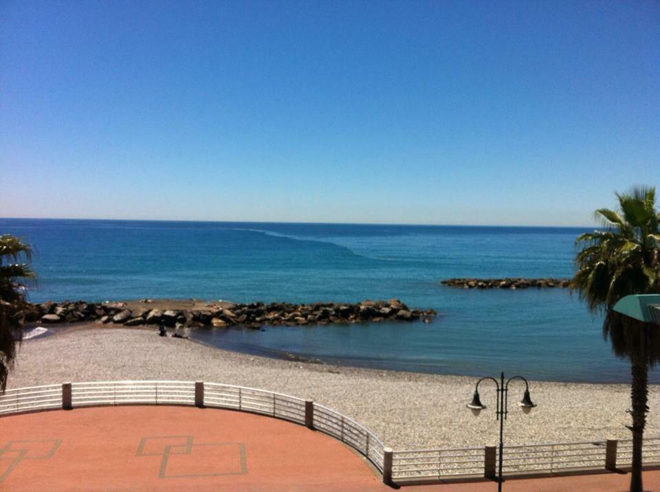 La Casa Di Marco Apartman Ventimiglia Kültér fotó